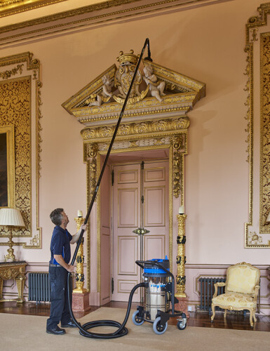 SkyVac gooseneck for interior cleaning 65° angle