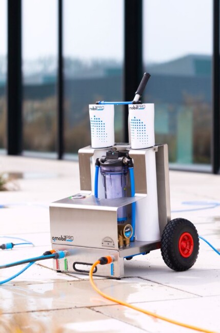 Sold out - OSMOBIL PRO glass cleaning device osmosis system PV cleaning device for osmosis cleaning & solar cleaning