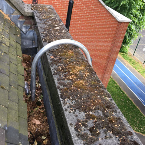 SkyVac ELITE aluminum curved neck for gutter cleaning