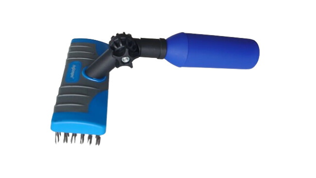 SkyVac SkyScraper wire brush for cleaning roof tiles with EU angle adapter and universal connector