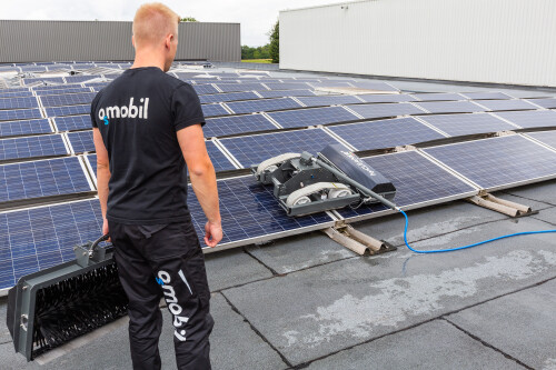 Solar cleaning robot hyCLEANER solarROBOT compact Solar cleaning robot 800 mm