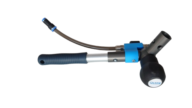 QLEEN handle with stopcock