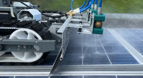 hyCLEANER solarROBOT pro rimuove il lichene