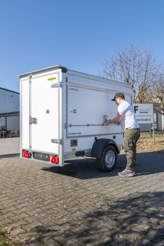 OSMOBIL TRAILER V3 sistema di rimorchio per la pulizia del fotovoltaico e del vetro