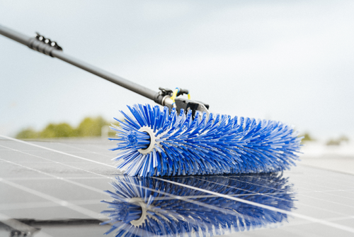 solarBRUSH 600 rotierende Bürste Solar- und Glasreinigung mit Zubehör